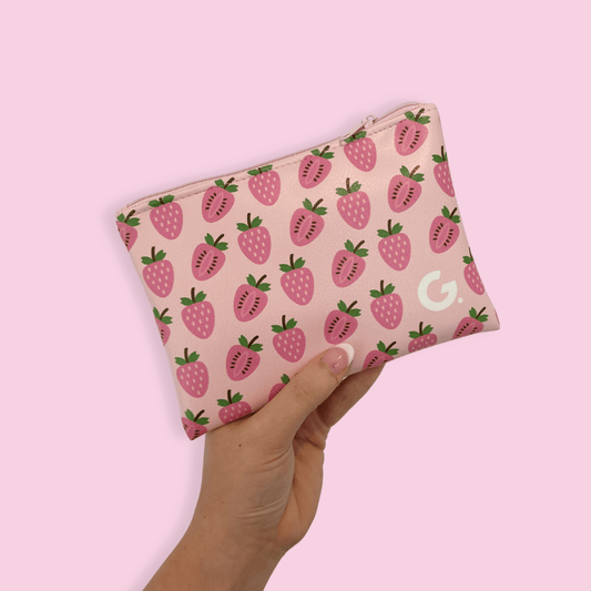 Garnuu Strawberry Week Pouch