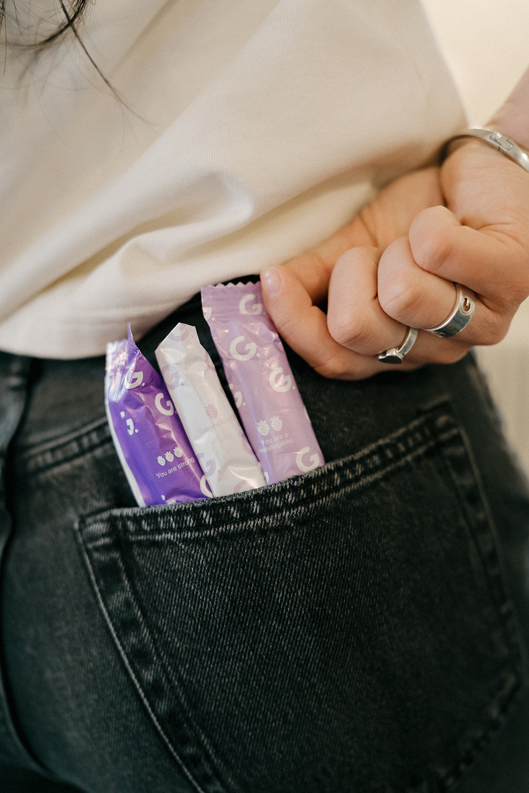 How to Put In a Tampon? Step-by-Step Guide for Beginners